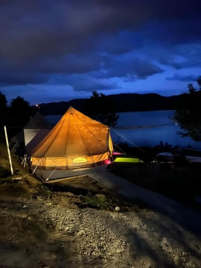 Lakeview Glamping Sztaro Mjaszto Kültér fotó